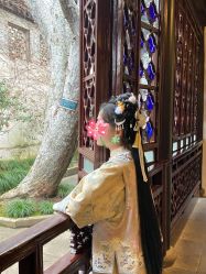 -一揽芳华汉服旗袍体验馆(拙政园店)