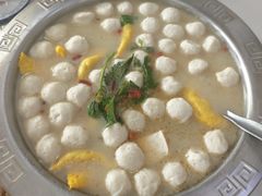 -丹水桥地锅鱼·翘嘴鲌·地方特色全鱼宴(丹江口大坝店)