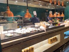 -半岛翡丽海鲜自助餐厅(观风亭店)