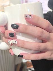 -梵莎美甲美睫