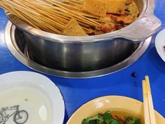 -马路边边麻辣烫串串火锅(体育西路店)