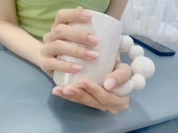 -秀色美甲美睫纹绣护肤