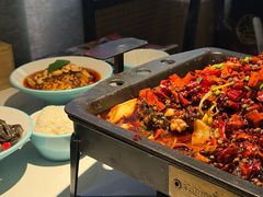 -江边城外烤全鱼(世茂广场店)