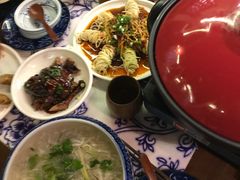 -卢大鲜鱼头捞饭(美利广场店)