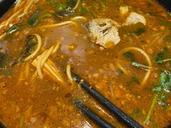 -肥汁米蘭香港米线(长宁来福士店)