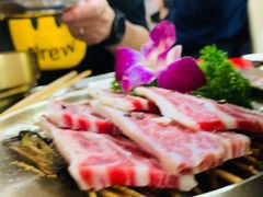 -围炉肉舍•炭烤活鳗•丹东海鲜烤肉(步行街店)