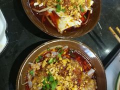 -巴四老城区炭火蛙锅(张江店)