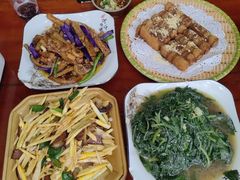 -苗湘食府(十年店)