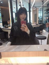 -HAIR CORNER