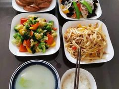 -天鹅到家·保姆月嫂育儿嫂(总店)