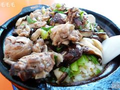 草菇滑鸡煲仔饭(10)-芳芳餐厅(白沙路店)