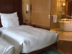 -上海佘山世茂艾美酒店
