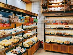 面包甜点陈列柜-罗莎蛋糕(魔法师司门口店)