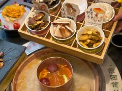 -菌自由丨野生菌火锅特色庭院餐厅(丽江古城店)
