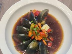 -香山湖家家宴(中山陵店)