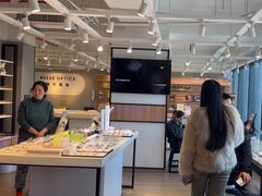 -瑞司视光眼镜·蔡司战略合作眼镜店(新街口店)