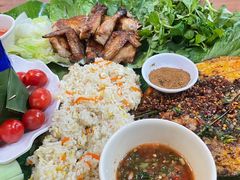 -沐毫傣泐云南菜孔雀宴•手抓饭傣味烧烤(曼听公园店)