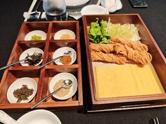 -鲁采LU STYLE(新天地店)