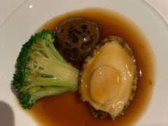 甄品鲍鱼会花菇-香樟花园法式铁板烧(恒隆广场店)