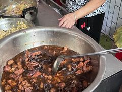 -灵山卢梅燕粉店