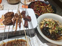 -小董哥烤串·爆汁大油边(故宫店)