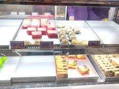 -HappyMiss花满楼·鲜花饼·鲜花茶·伴手礼(上海环球港店)