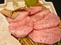 -山川小町·极番烧肉(新地假日广场店)