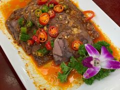 -三江源美食城