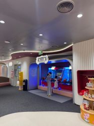 -奈尔宝·国风主题儿童乐园·亲子餐厅(豫园商城店)