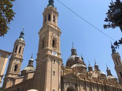 -皮拉尔圣母圣殿主教座堂