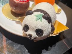 -雍容荟帝王蟹活龙虾展台自助(IFS黑金店)