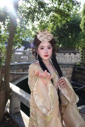 -一揽芳华汉服旗袍体验馆(拙政园店)