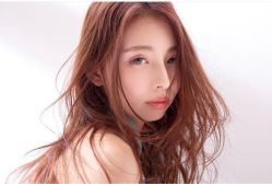 -AYO SALON