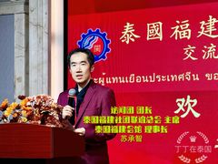 -荣誉海鲜酒楼(海湾店)