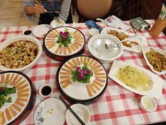 -醉美东江·三文鱼·烧鸡公