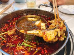 -蛙两只美蛙鱼头火锅(恒茂店)