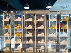 -Air Jordan(世贸天阶店)