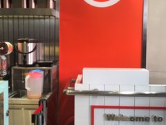 -CoCo都可(湖滨银泰店B区店)