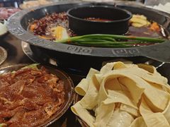-黄潇洒老火锅(九眼桥宏济巷店)