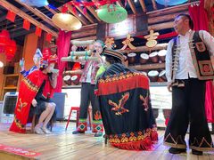 -老滇山寨•云南特色菜•地方菜•民族风情歌舞表演(金碧店)