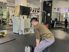 -汗水空间私教健身连锁(SM广场店)
