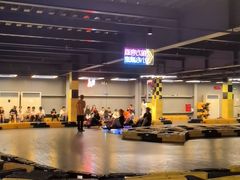 -极限PLAY运动娱乐新世界·团建派对潮玩休闲馆·室内蹦极高空游乐园