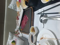 -红鼎豆捞·非遗鲍皇汤火锅(宝丰路店)