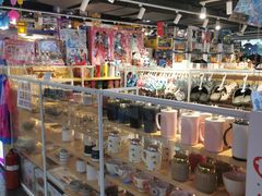 -第5大道精品休闲购物广场