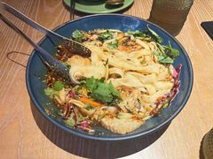 -耶里夏丽·丝路国际·新疆餐厅(浦东区东方路店)