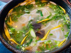 -桥香园过桥米线(国贸店)