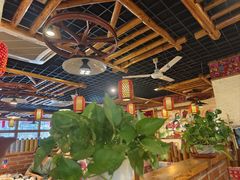 -靠山屯东北农家菜(八龙桥雅苑店)