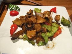 炒菌菇-云海肴·汽锅鸡·云南菜(天津国金汇店)