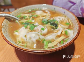 不浪混沌，餐馆这个名字听起来就很有特色