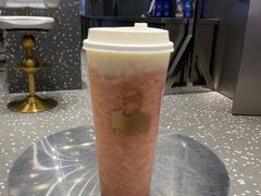 草莓桃子酪酪-LELECHA乐乐茶(新街口大洋店)